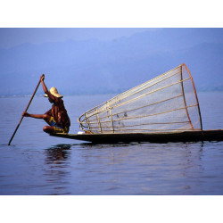 Jeff Périgois  Pêcheur sur le lac Inle  Galerie Photo-Originale
