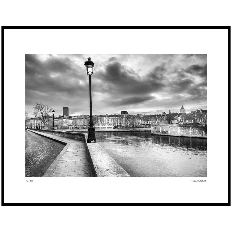"Lampadaire sur Seine"